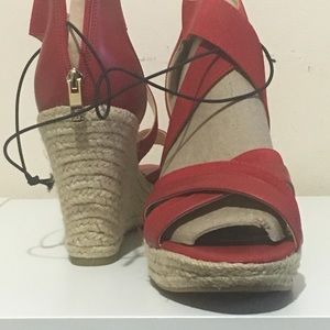 LIZ Claiborne Shoes